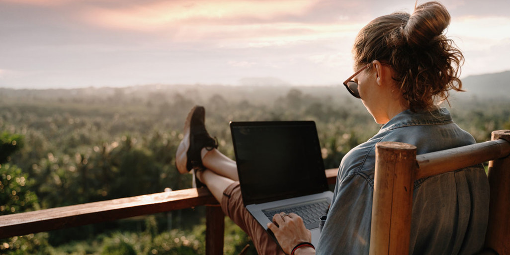 Financial Traveling Tips